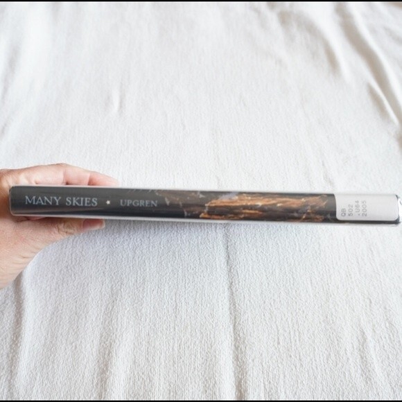 Arthur Upgren Many Skies Alternative Histories of the Sun Moon Planets and Stars - Picture 2 of 9